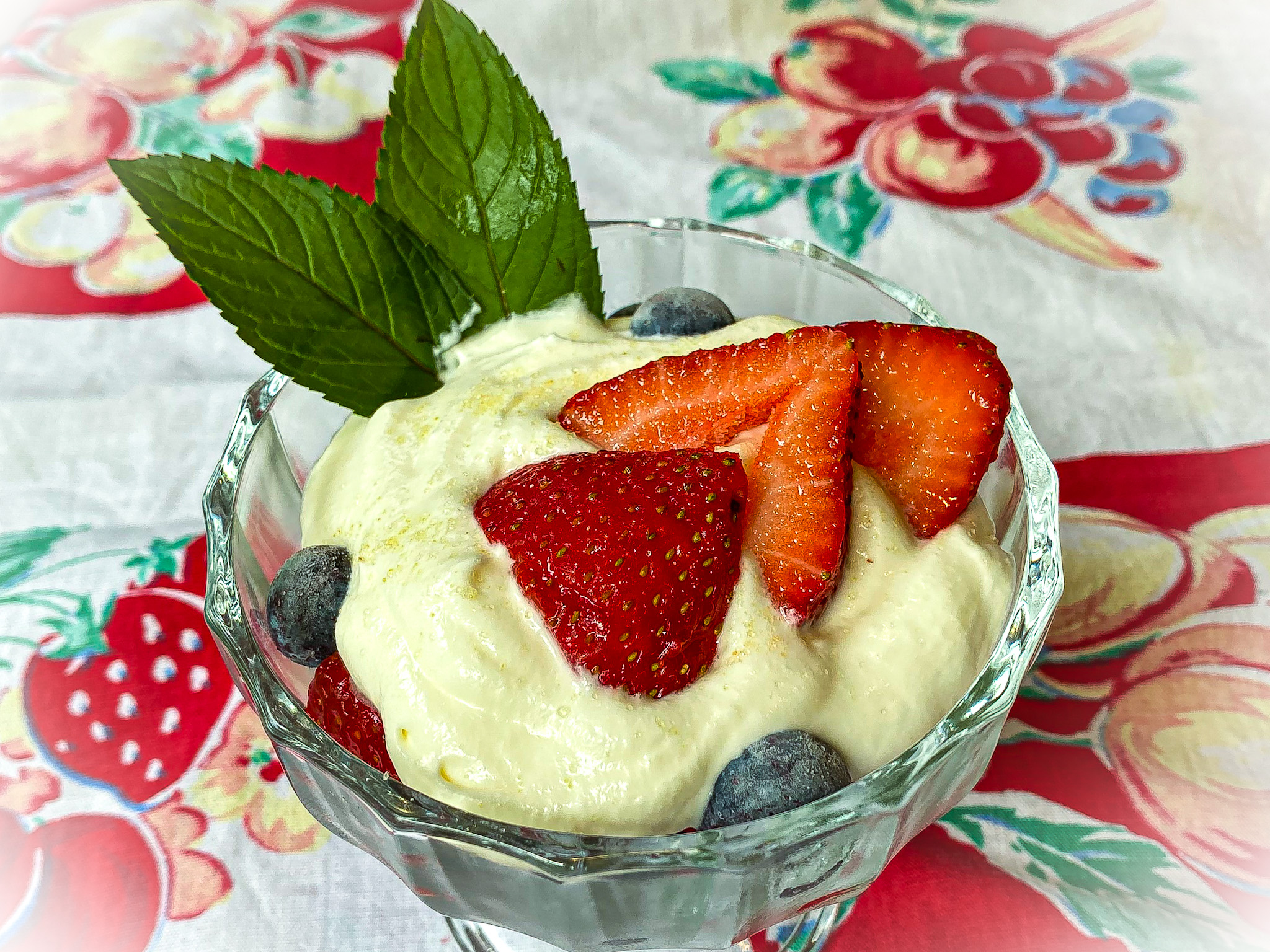 Mascarpone parfait, creamy mascarpone meet fresh berries